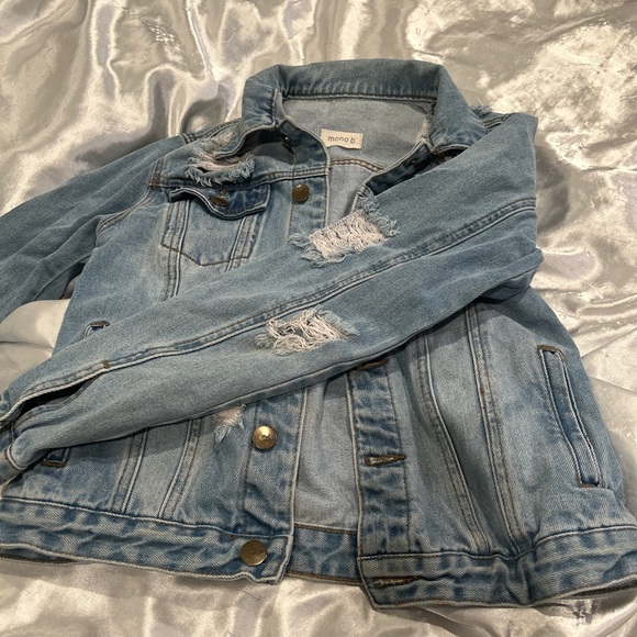 ♡distressed jean jacket ♡ - Picture 2 of 6